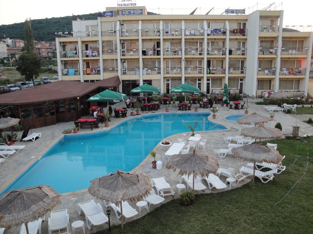 Park Hotel Argo 奥布佐尔 外观 照片