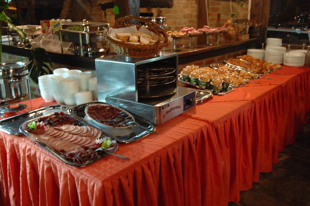 Park Hotel Argo 奥布佐尔 外观 照片