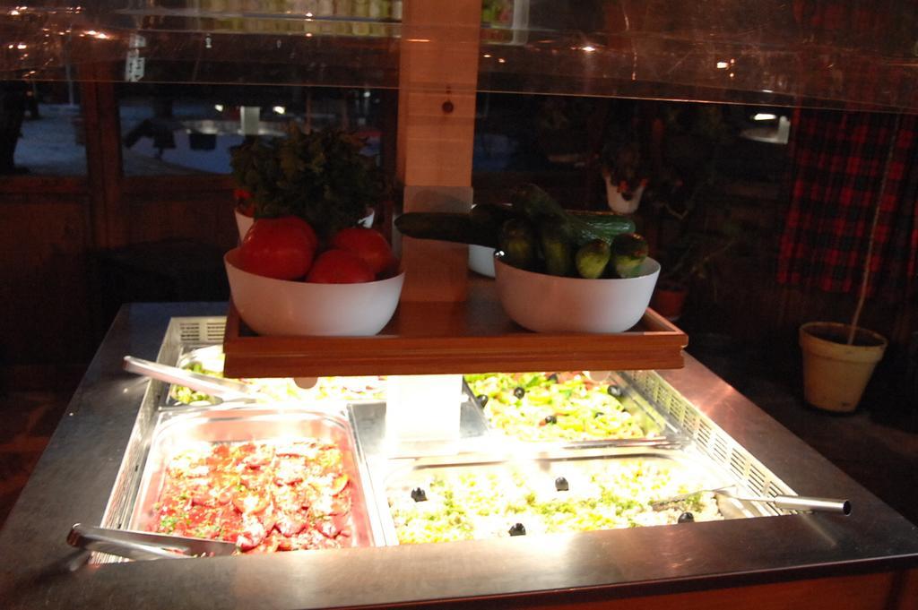 Park Hotel Argo 奥布佐尔 外观 照片
