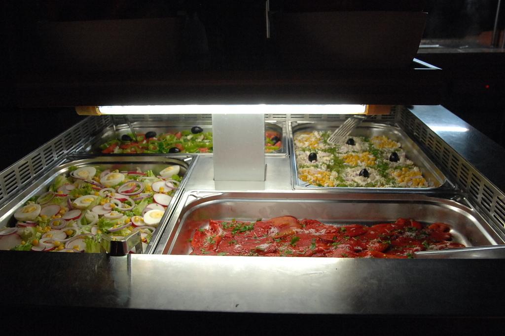 Park Hotel Argo 奥布佐尔 外观 照片